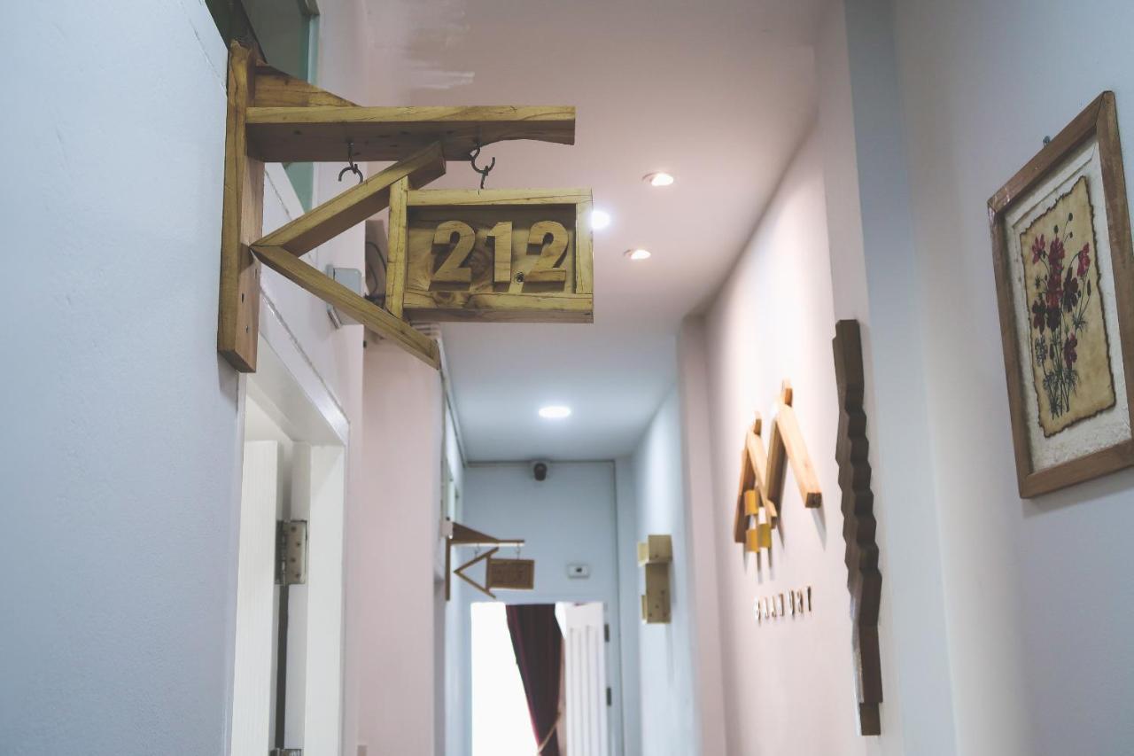 Baan Urt Suratthani Airport Hotel Surat Thani Exteriör bild